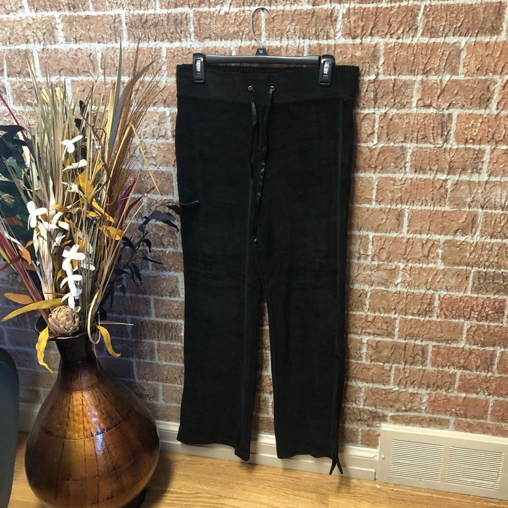 Lady Foot Locker Women’s Never Worn Fleece Pants Size M Item #PHK2616
